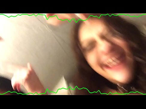 ❤️ 两位性感的黑发美女情感内裤留住混蛋古怪的婊子 Fucking video️❤