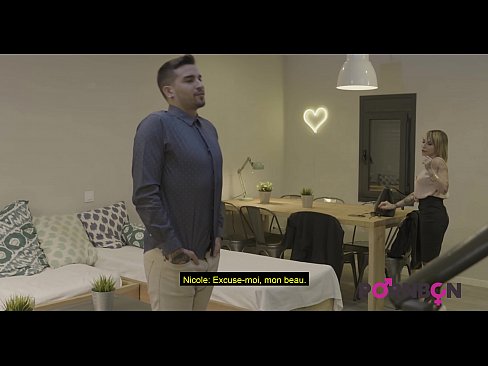 ❤️ PORNBCN 4K 一个成熟的女人与大乳房要肛门性交年轻的男妓与大阴茎口交amortism硬他妈的手工作狗风格阴部舔高潮法语字幕 Fucking video️❤